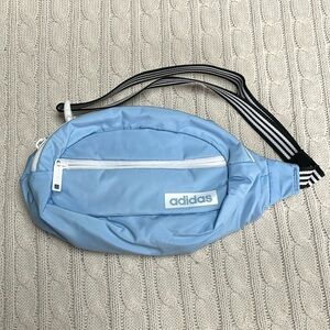 NWOT Adidas Fanny pack baby blue/white 2 zippered compartments adjustable belt
